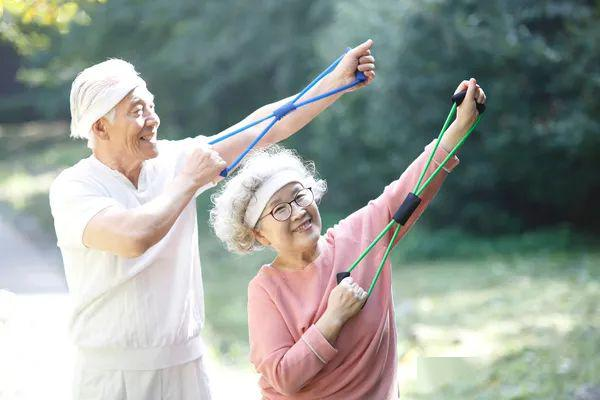 为什么到了夏天慢阻肺更厉害【鹤医话科普】“老来”莫贪凉——夏季预防慢阻肺_https://www.jmylbn.com_新闻资讯_第8张
