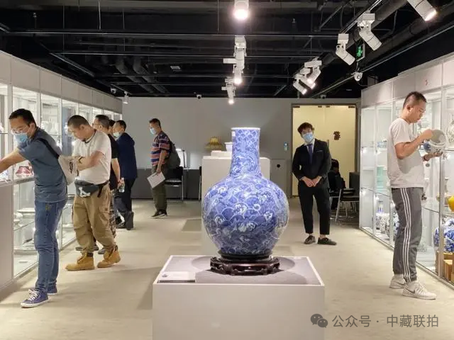 中国艺术品总值500万亿,买楼赚10年,买艺术品富三代(图5) 中国艺术品总值500万亿,买楼赚10年,买艺术品富三代(图5)