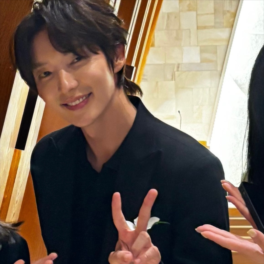 图片[7]-42岁比23岁更惊艳，他是吃了防腐剂吗？-小蓝短视频