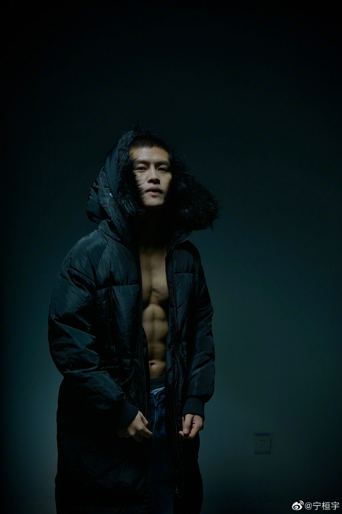 图片[14]-《披荆斩棘》他成功减重22斤，风评却变得更差了？-小蓝短视频