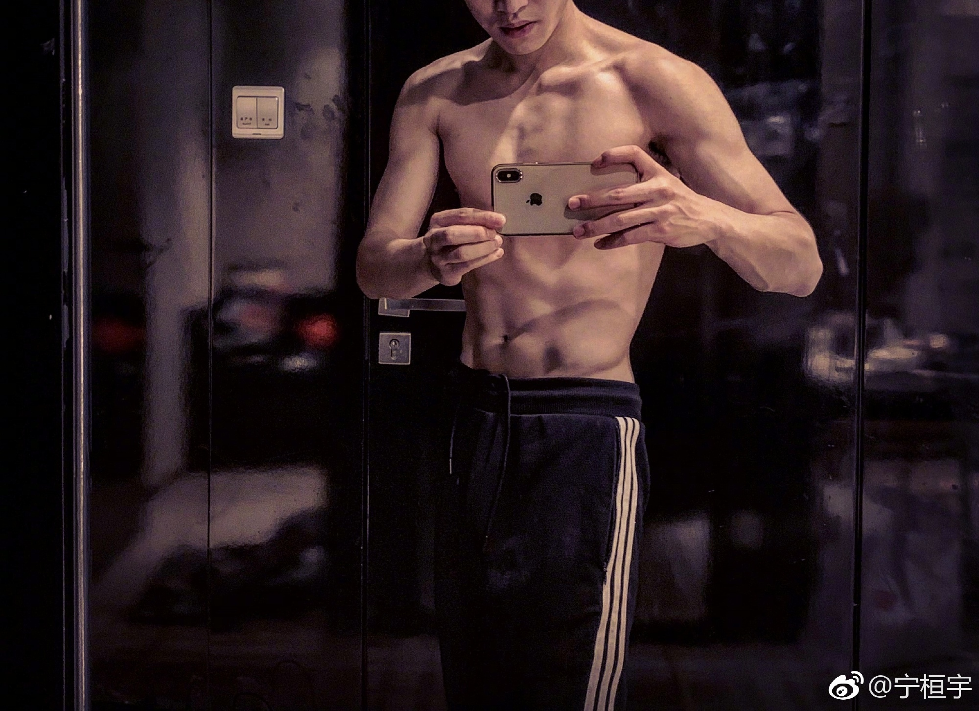 图片[8]-《披荆斩棘》他成功减重22斤，风评却变得更差了？-小蓝短视频