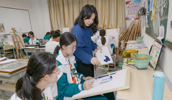 省实IFPAD的艺术设计课堂