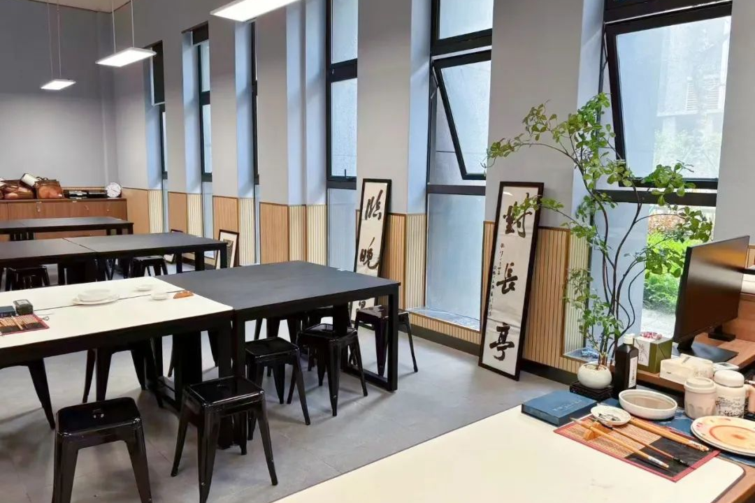 广东实验中学白云校区 绘画教室