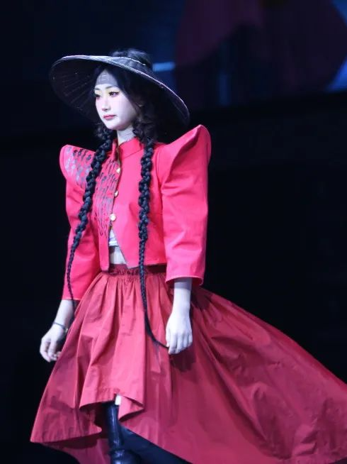 IFPAD&A-Level “布服来战”服装秀活动