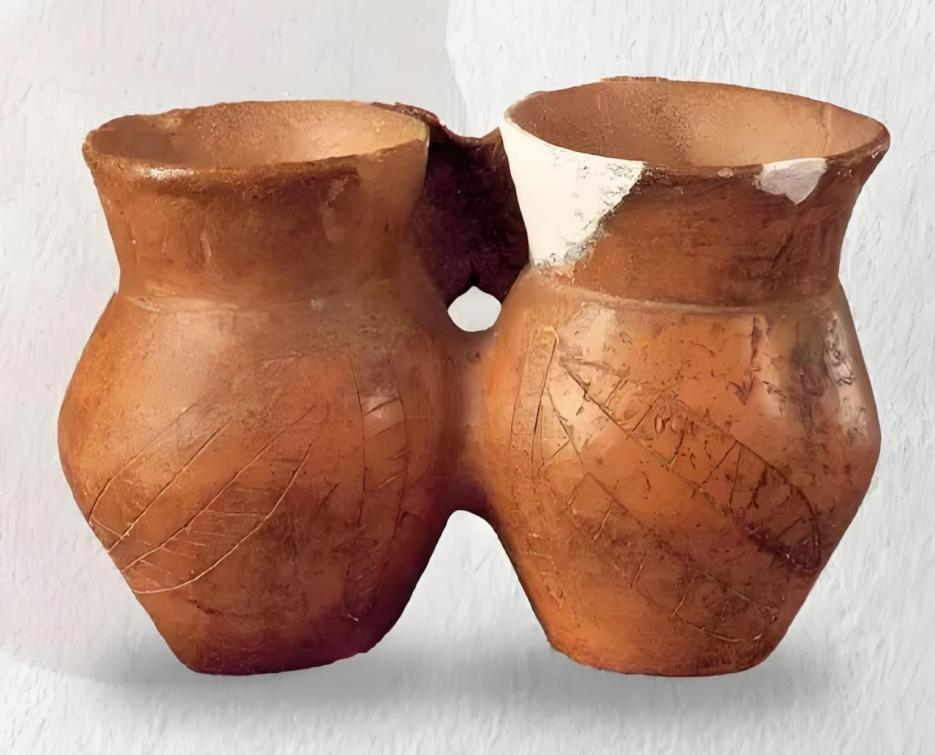 黄河画面石《伏羲女娲》中的石文化