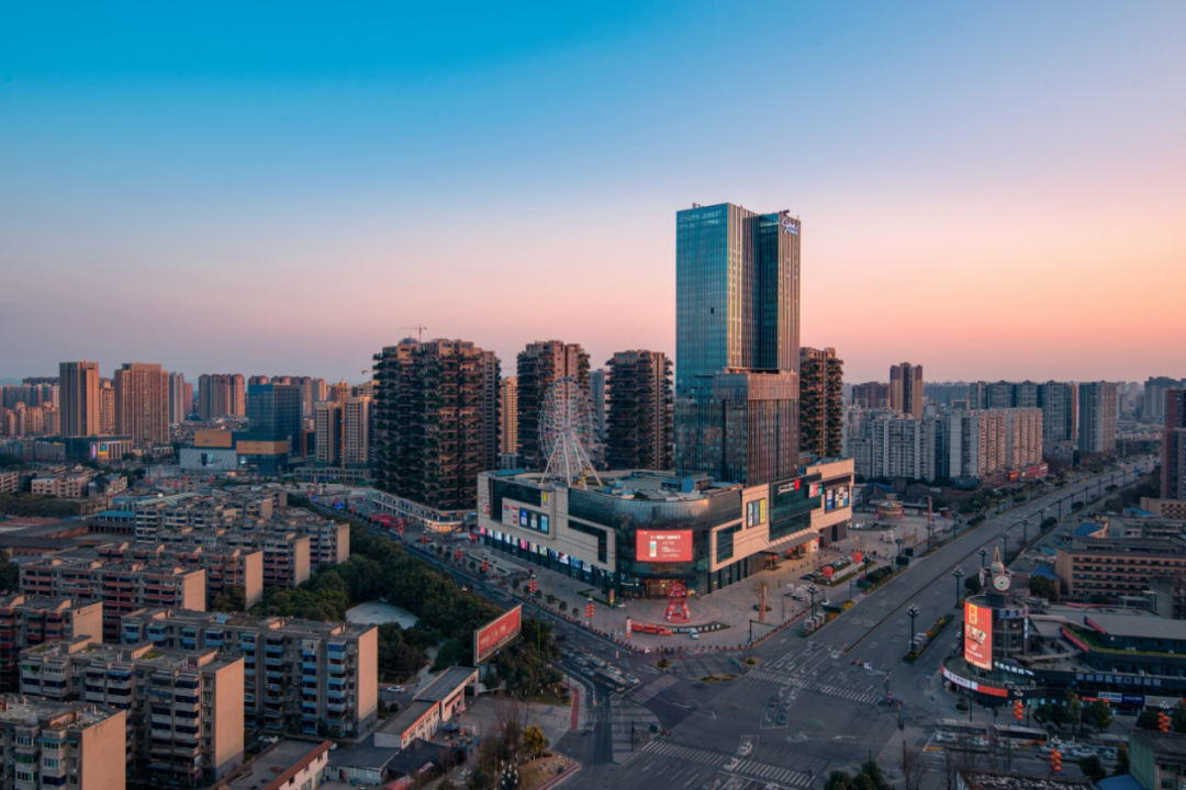 如今,这里已成为以"新都绿肺"为总体目标的城市森林公园.