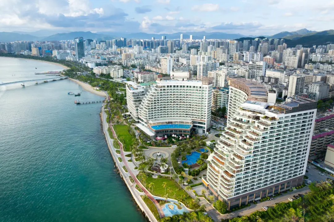 三亚贝尔蒙海景酒店券后594元1晚 中秋十一不加价含亲子乐园