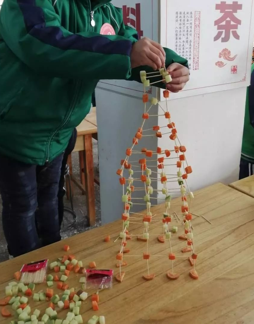 【亲子活动报名】脑洞大开!如何用两斤萝卜搭起一座塔?