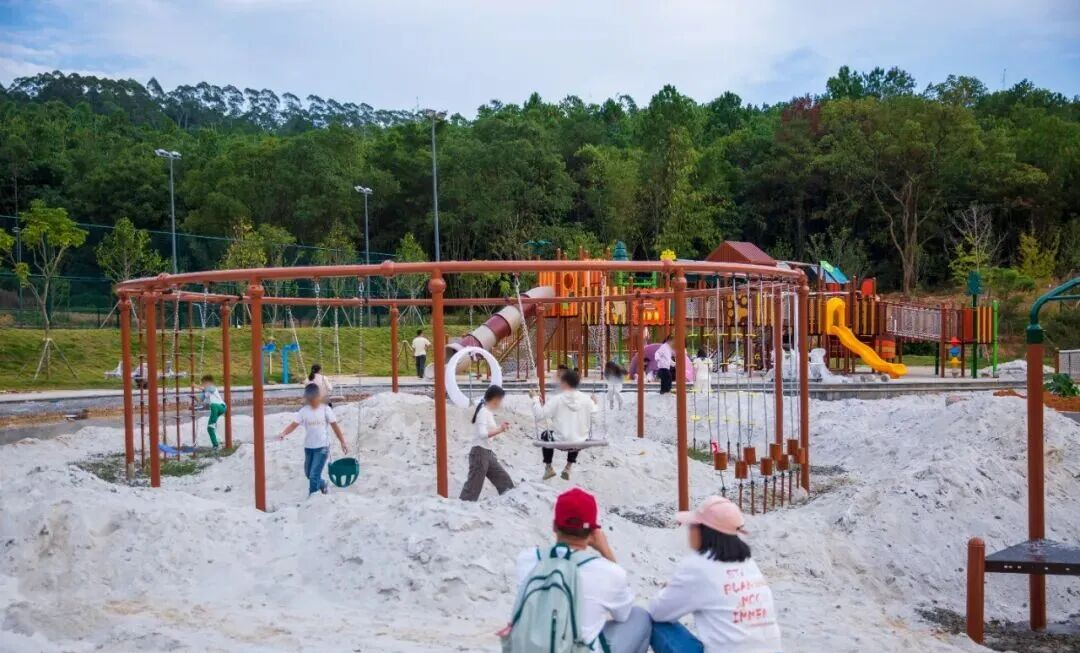 以上3图：张小岚