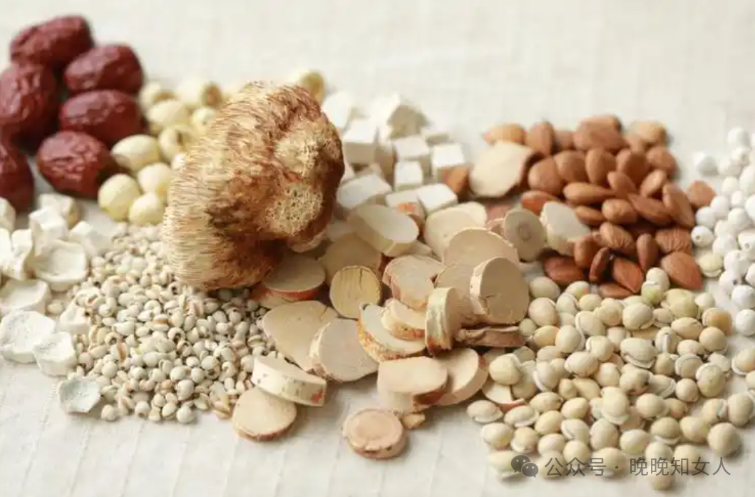 冬天最适合女人吃的中成药，补月经，补激素，补气血，皮肤白里透红，它是——