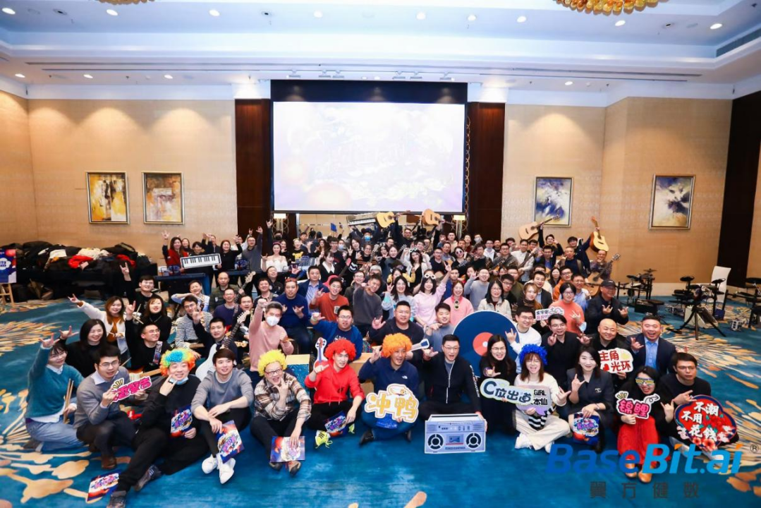 艾诚对话翼方健数陈恂数据算力算法如何赋能千行百业