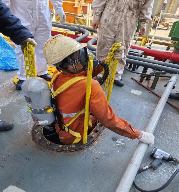 医用氧气怎么治违规进入密闭空间专项治理行动—船舶违规使用医用氧气瓶进入密闭空间救援_https://www.jmylbn.com_新闻资讯_第7张