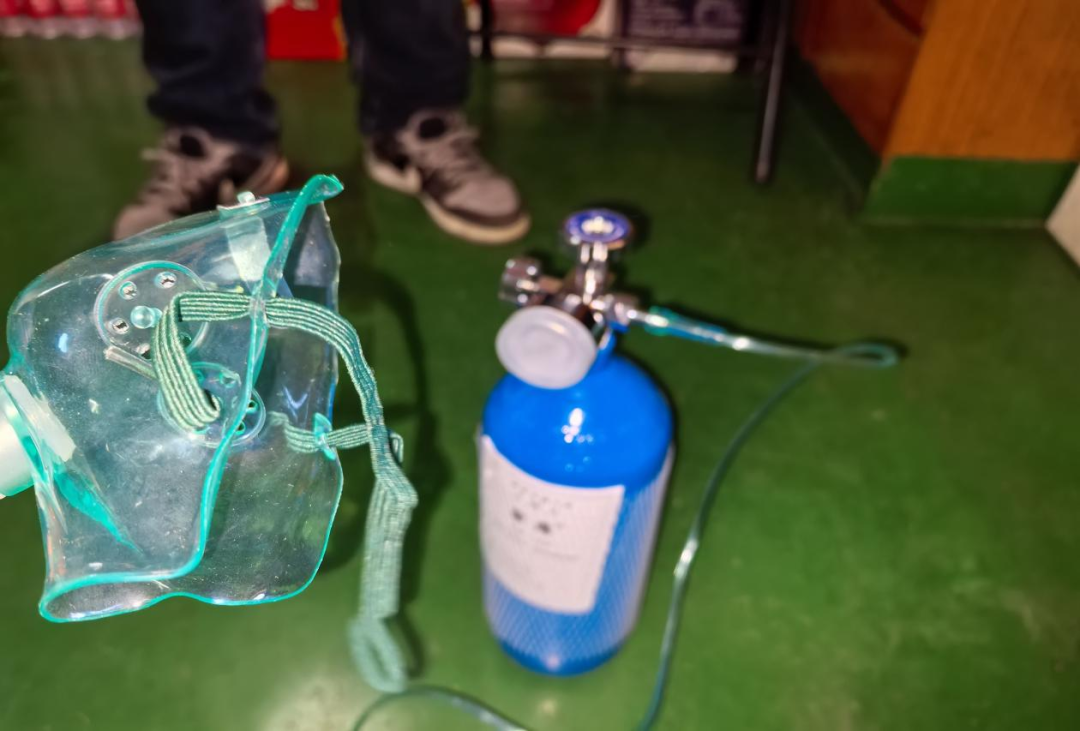 医用氧气怎么治违规进入密闭空间专项治理行动—船舶违规使用医用氧气瓶进入密闭空间救援_https://www.jmylbn.com_新闻资讯_第2张