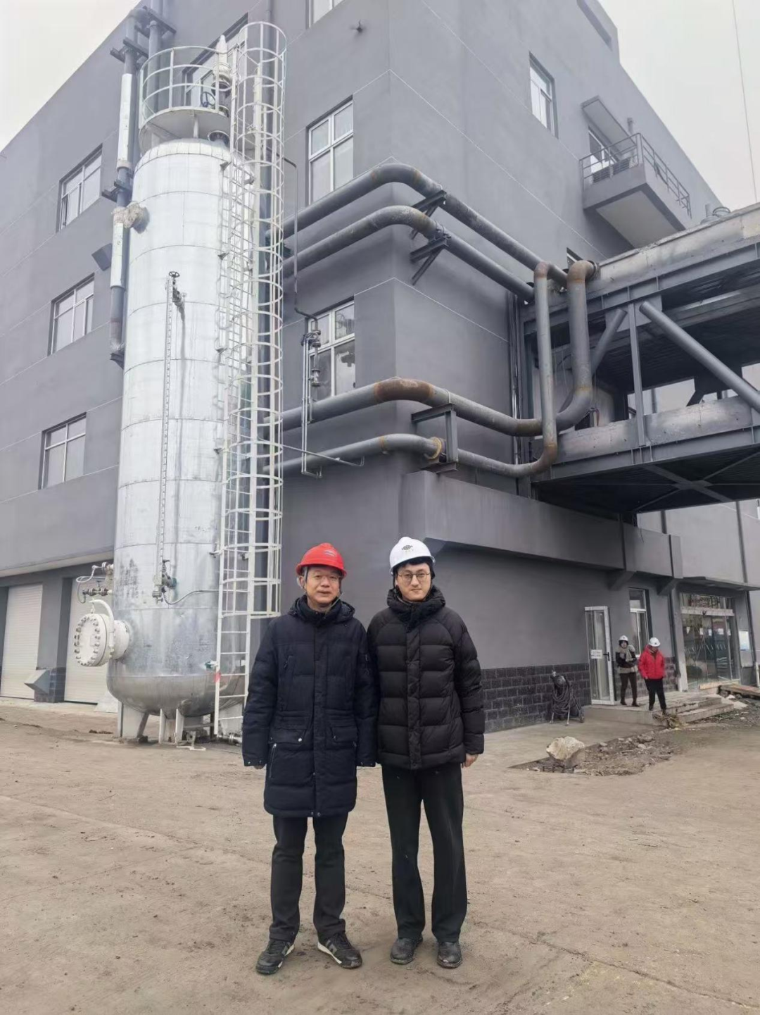 展示人形机器人.jpg
