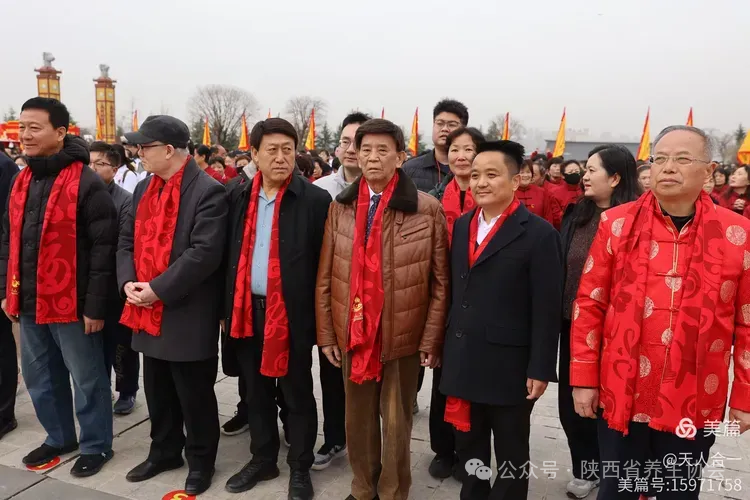 I2ZmZmZmZg_750_0_0_0_q80 (6).jpg