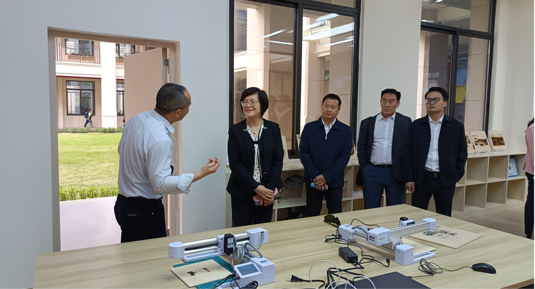 广东省委统战部副部长省工商联党组书记陈丽文深入连山壮族瑶族自治县