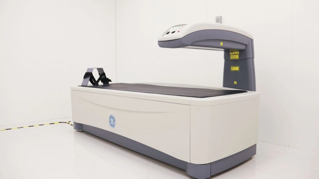 双能x骨密度检测仪为什么非得输入体重身高【健康科普】骨质疏松症早筛查，双能X线骨密度仪来助力_https://www.jmylbn.com_新闻资讯_第7张