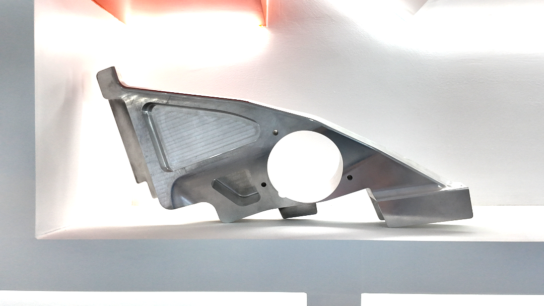 客户故事 | 加工时间缩短30%，效率产能双提升！冠志五轴是如何做到的？