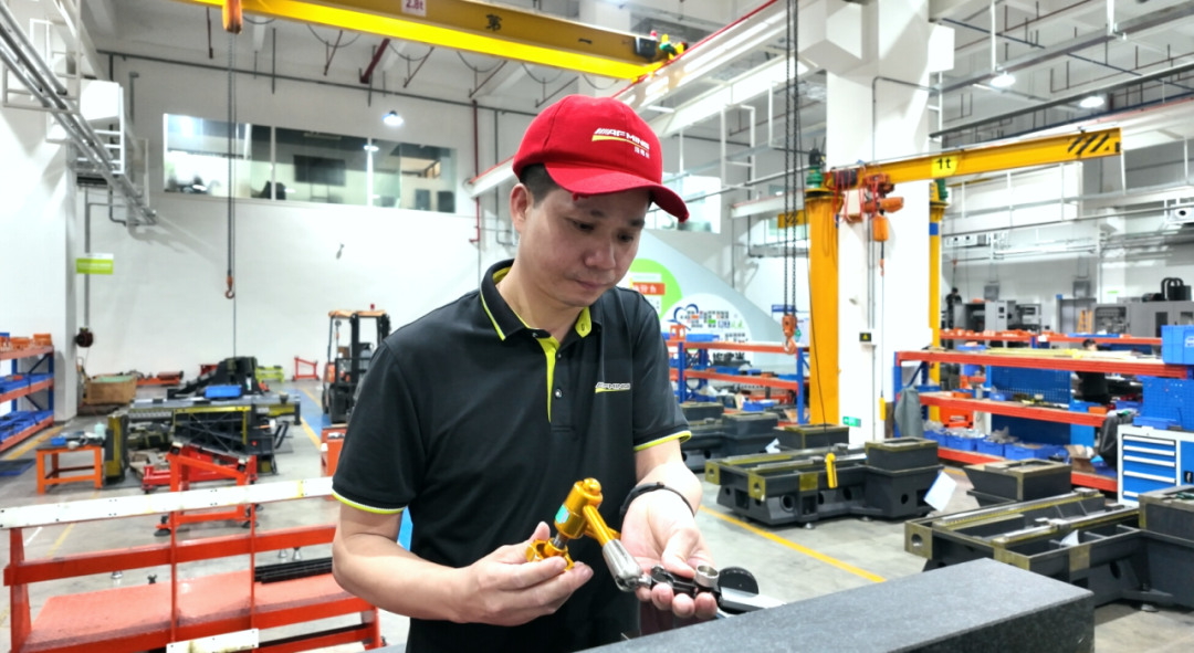 十周年员工特辑 | 生产技术部经理郭铭义：十年坚守，只为精度