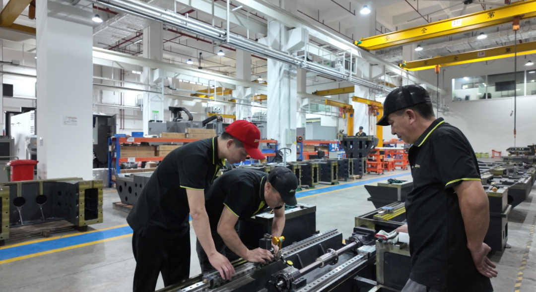 十周年员工特辑 | 生产技术部经理郭铭义：十年坚守，只为精度