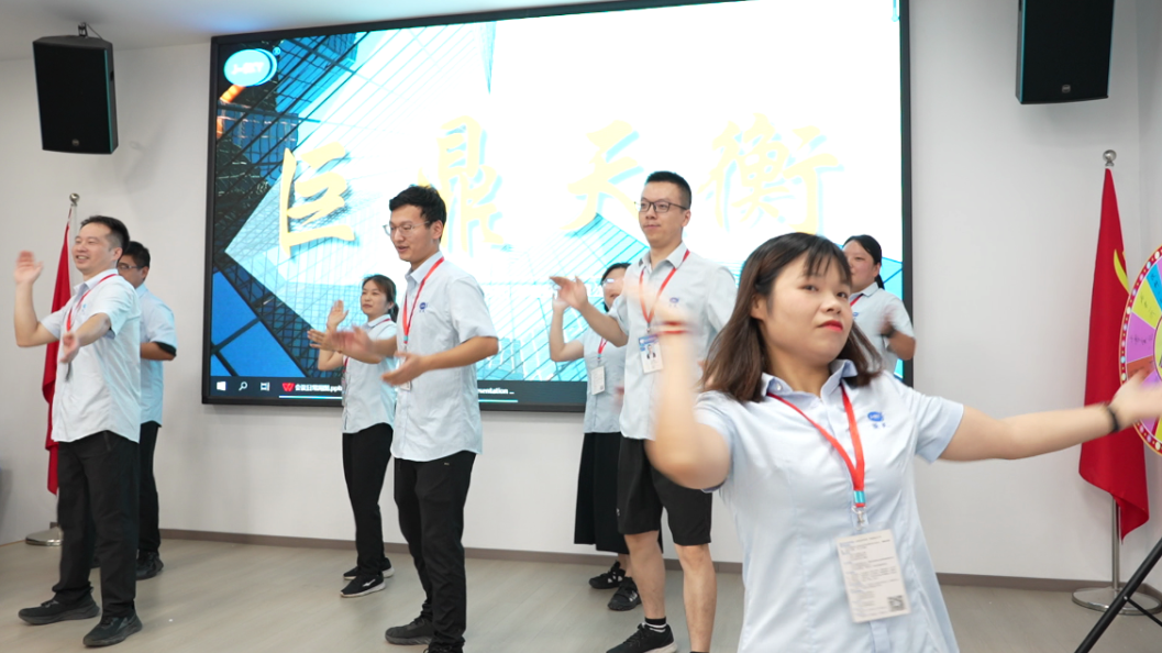 团队友谊赛：凝心聚力，共创佳绩