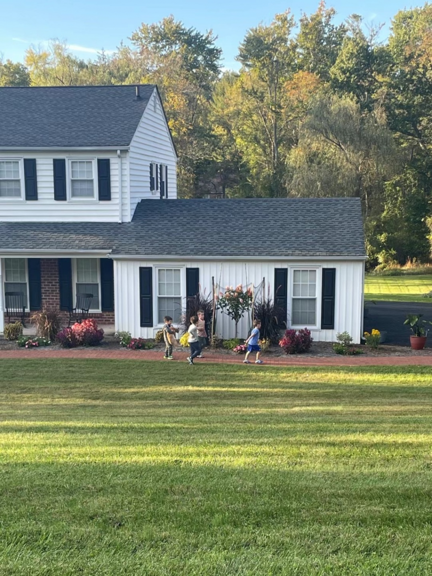 ee8d44e4-1c73-4007-abdd-2388bfc36c7a