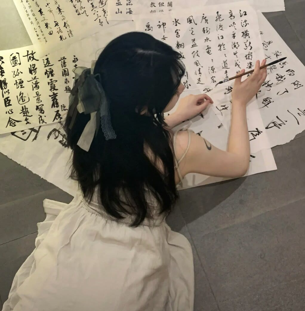 新中式温柔不露脸女生头像