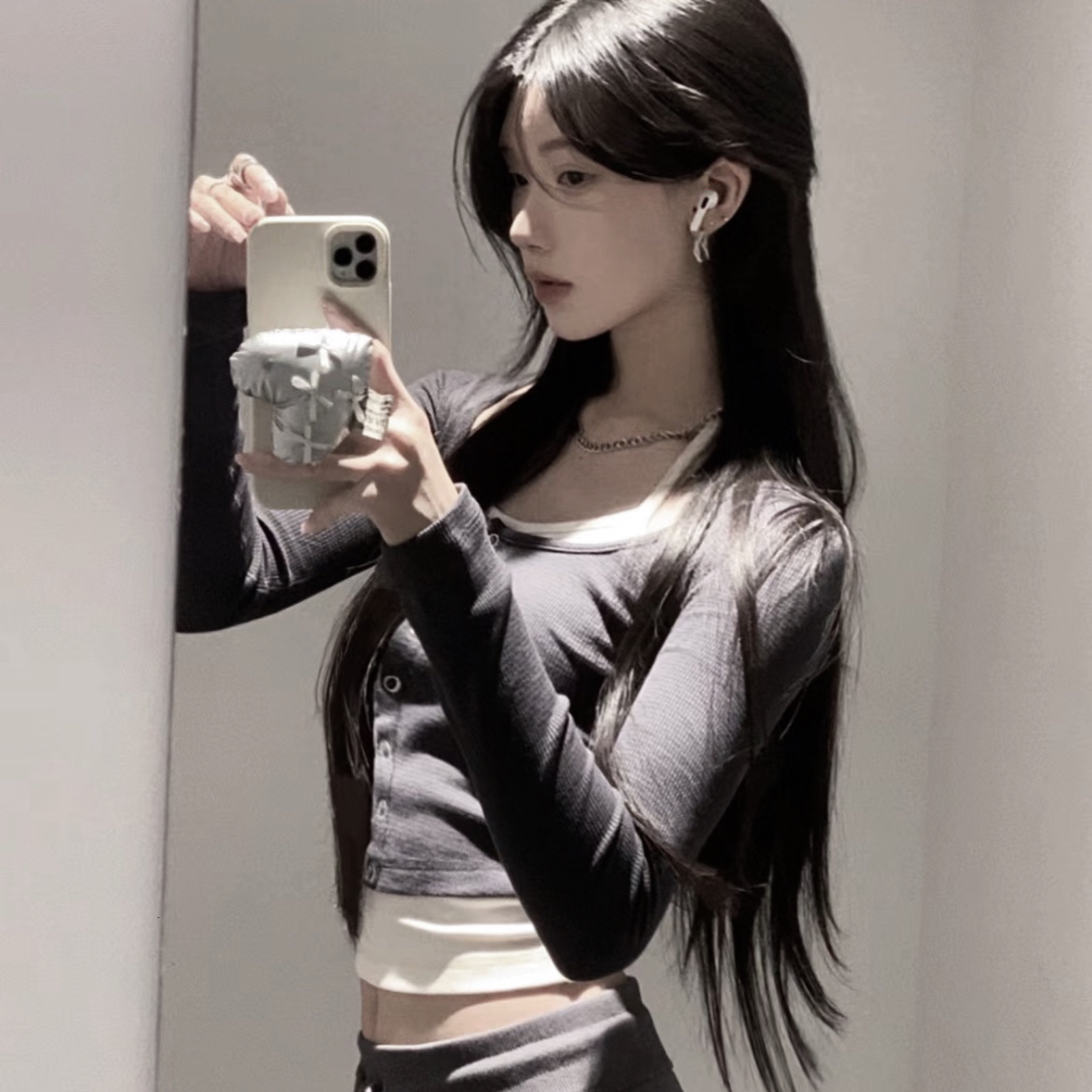 温柔自拍手机侧脸女生头像