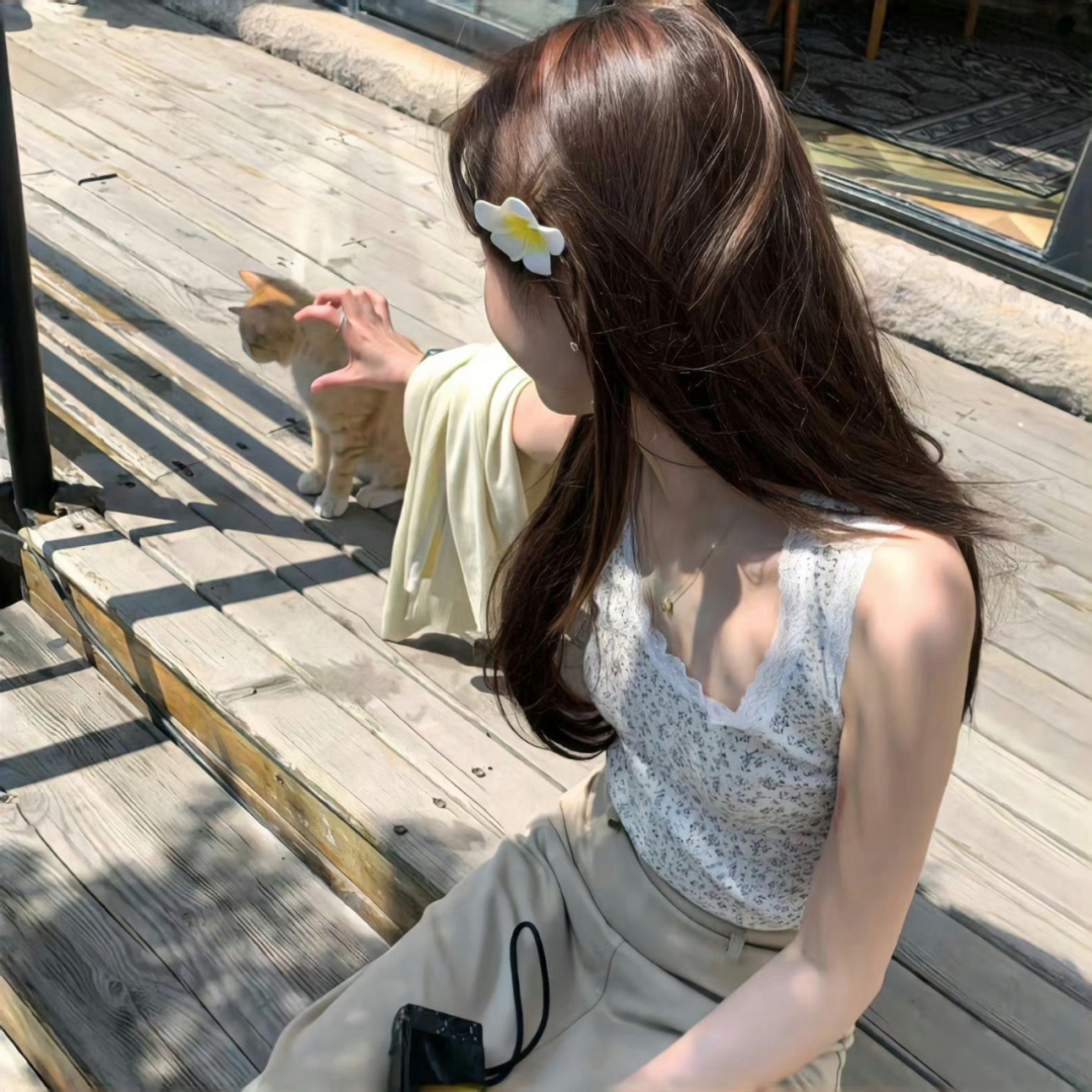 温柔不露脸女生头像