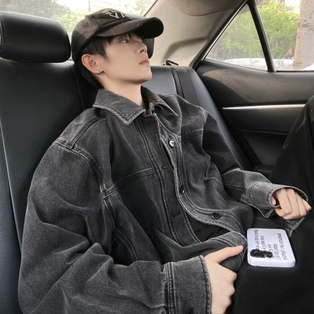 车内痞帅侧脸男生头像