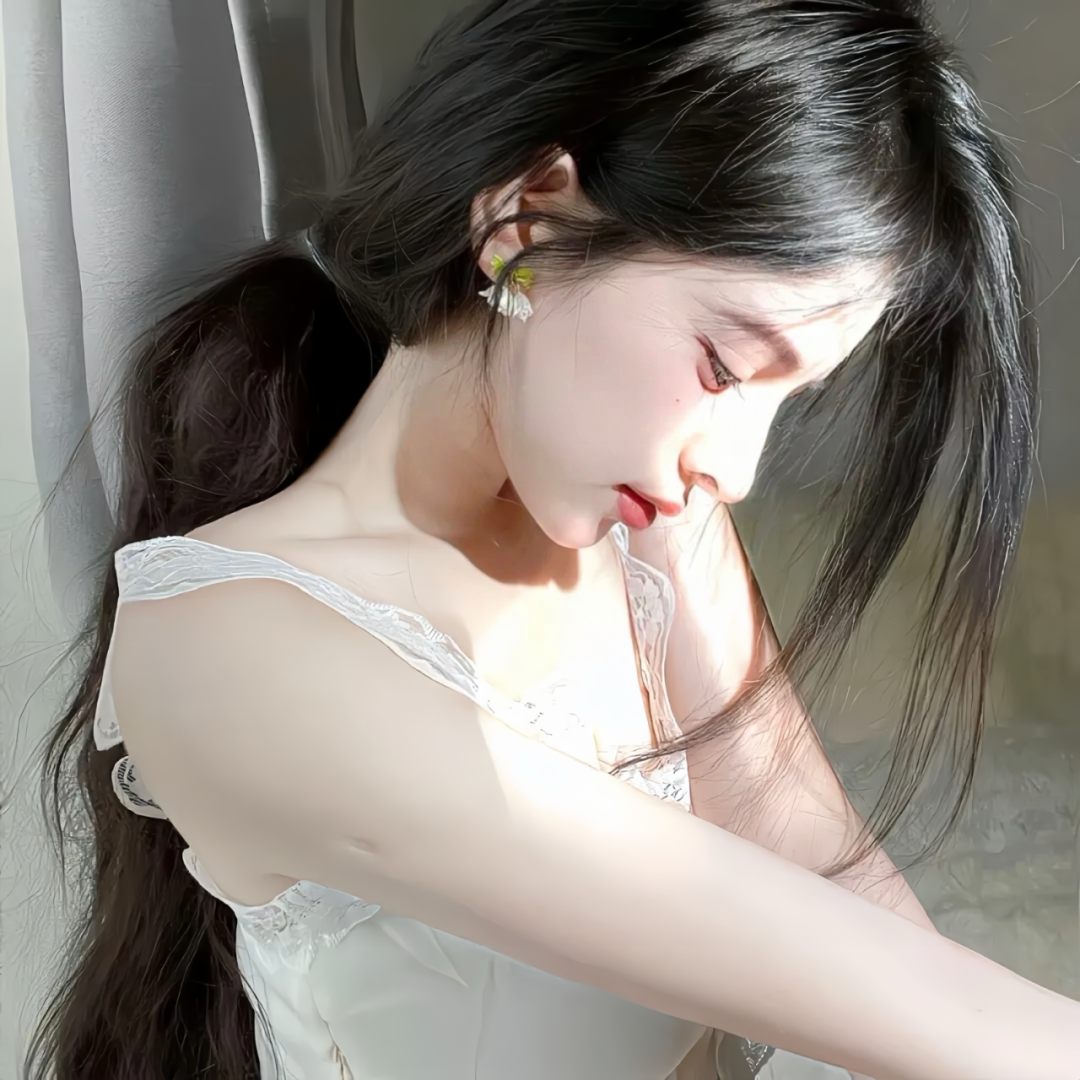 温柔侧脸女生头像