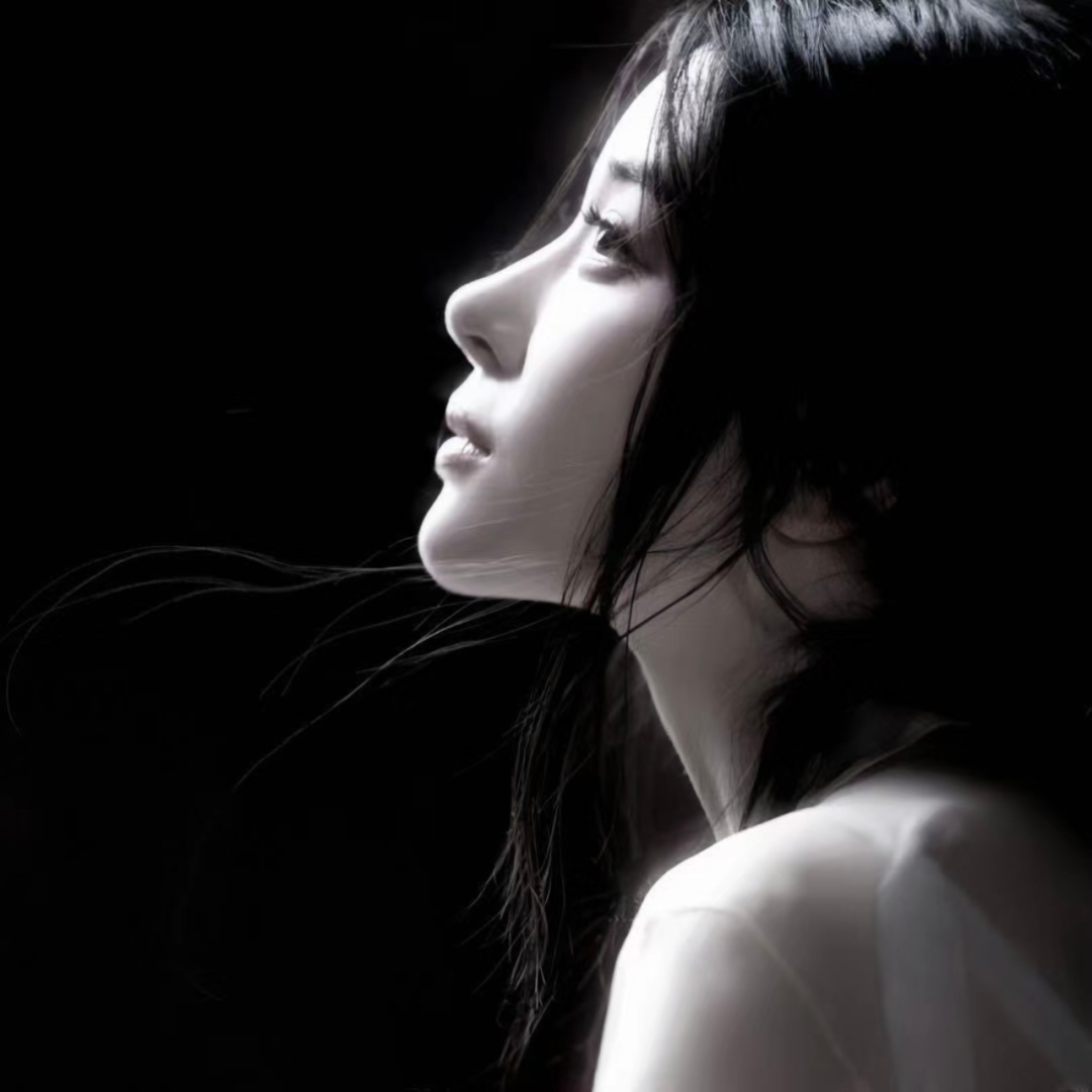 温柔侧脸女生头像