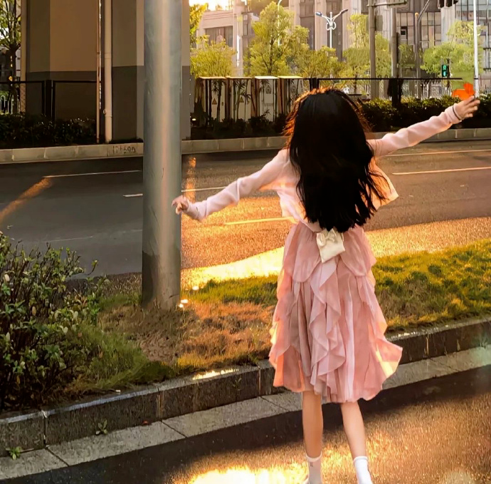不露脸女生头像