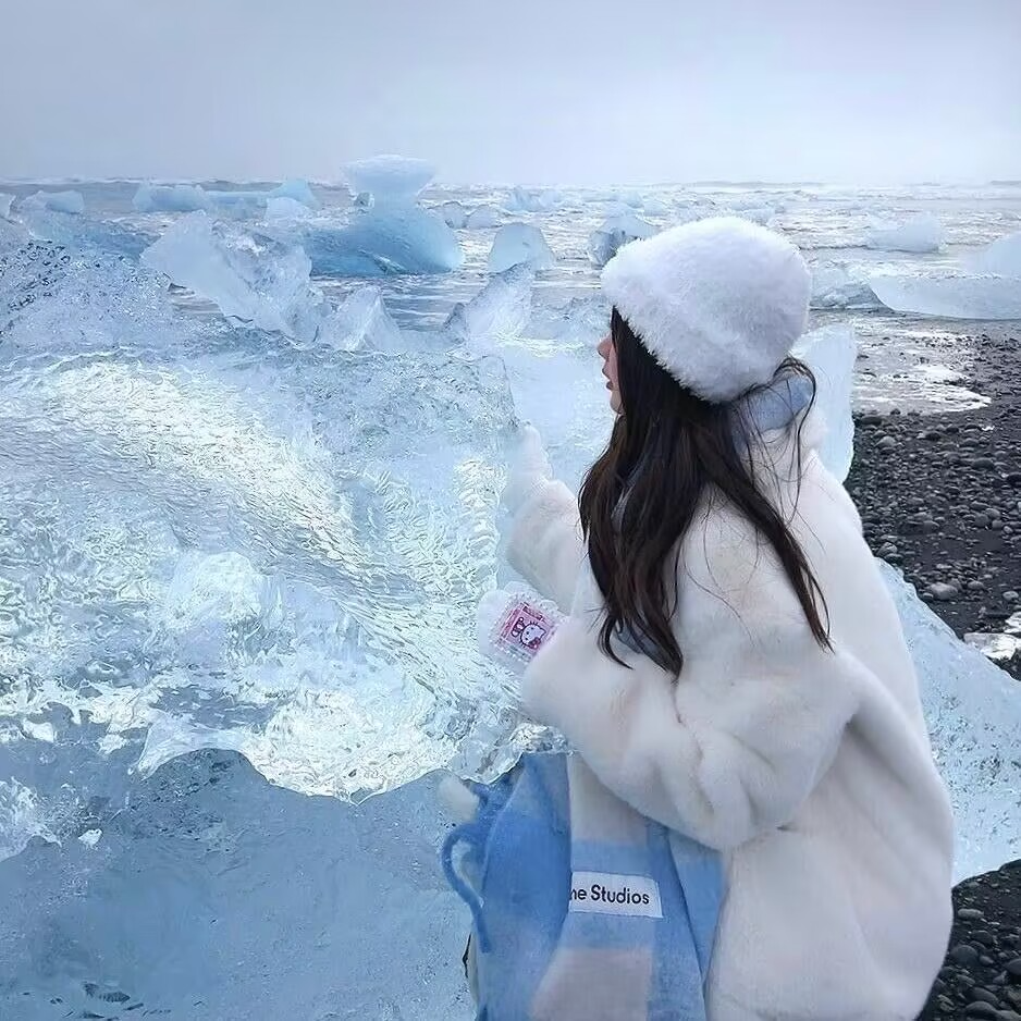 氛围感冬天侧脸女生头像