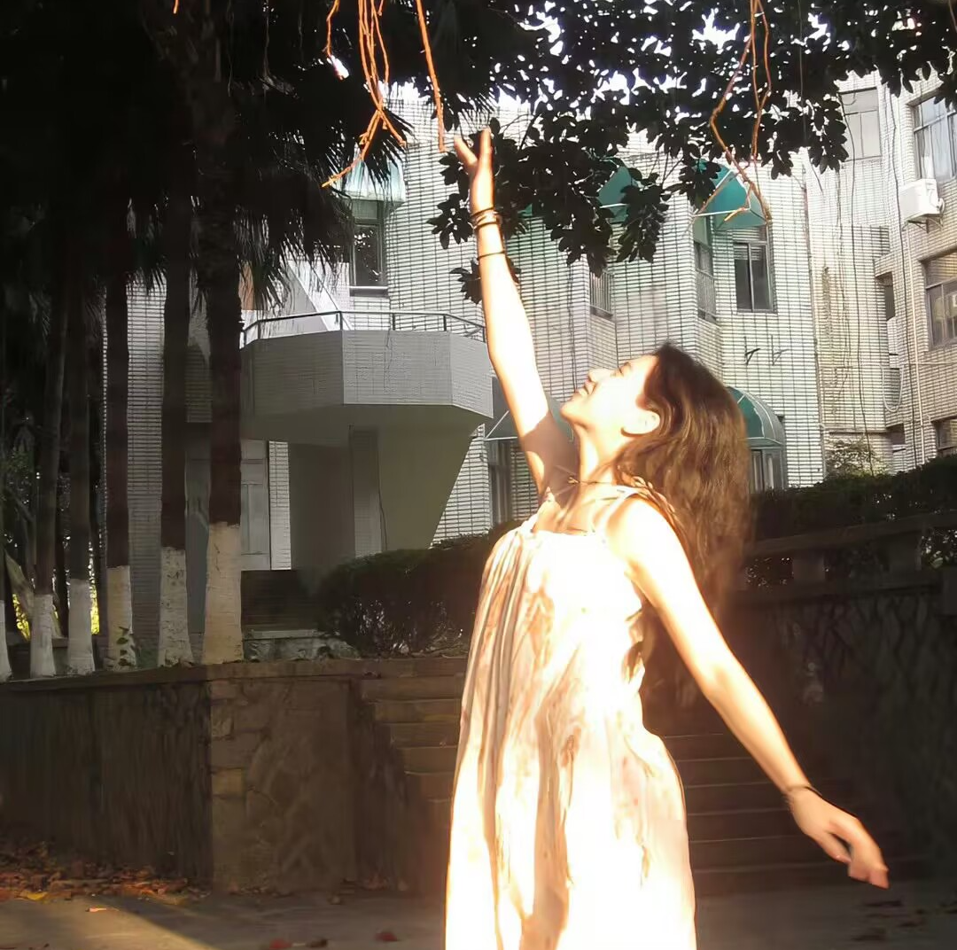 光感女生头像