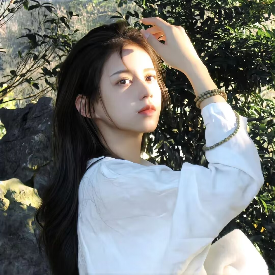 小清新光感女生头像