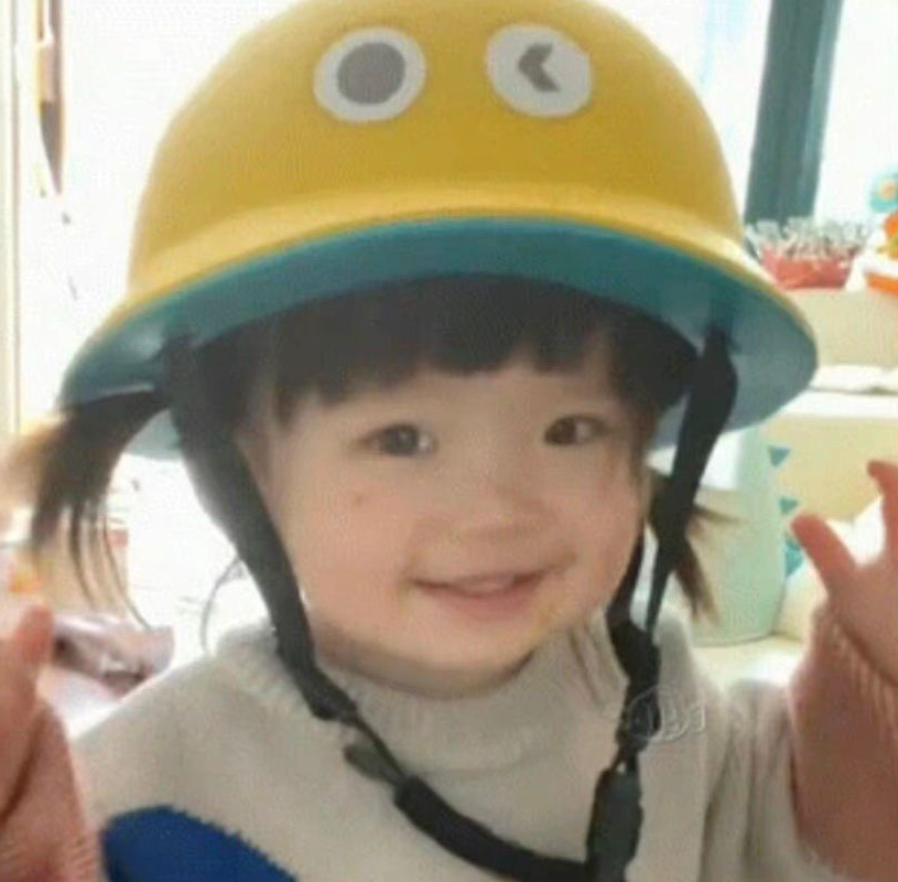 帽子小女孩萌娃头像