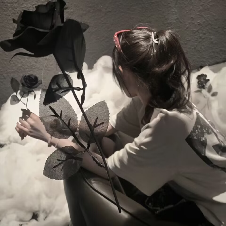 鲜花不露脸女生头像