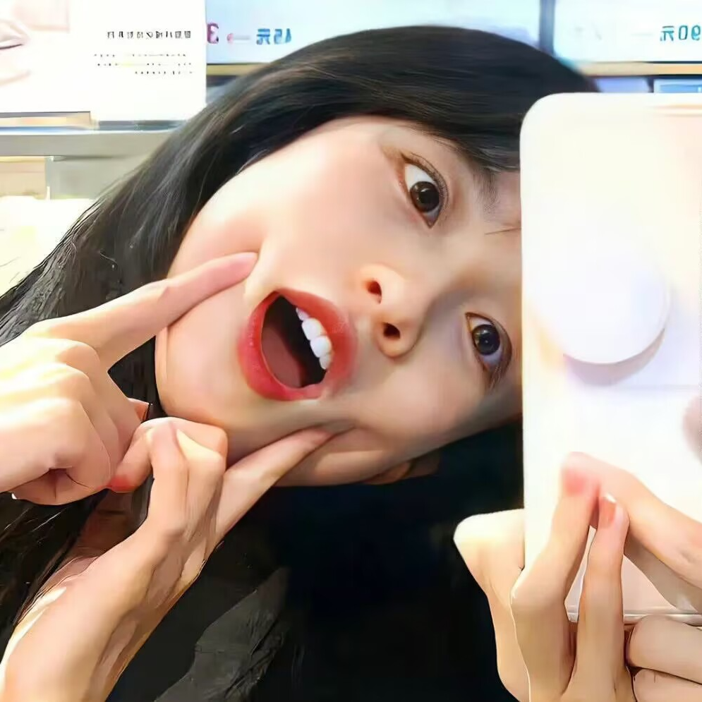 自拍手机女生头像