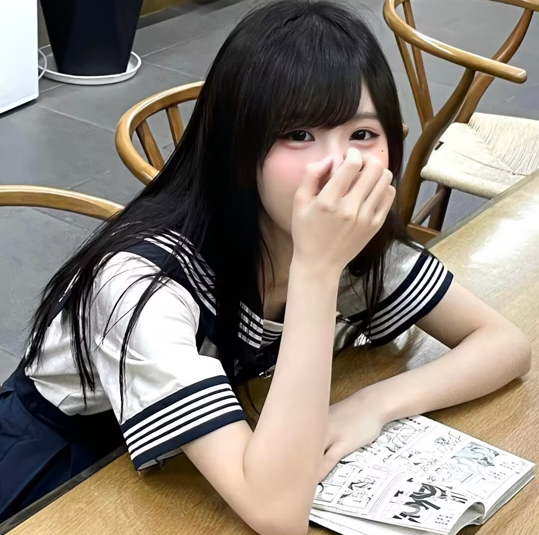 学院风女生头像