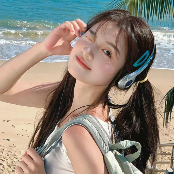甜妹海边女生头像