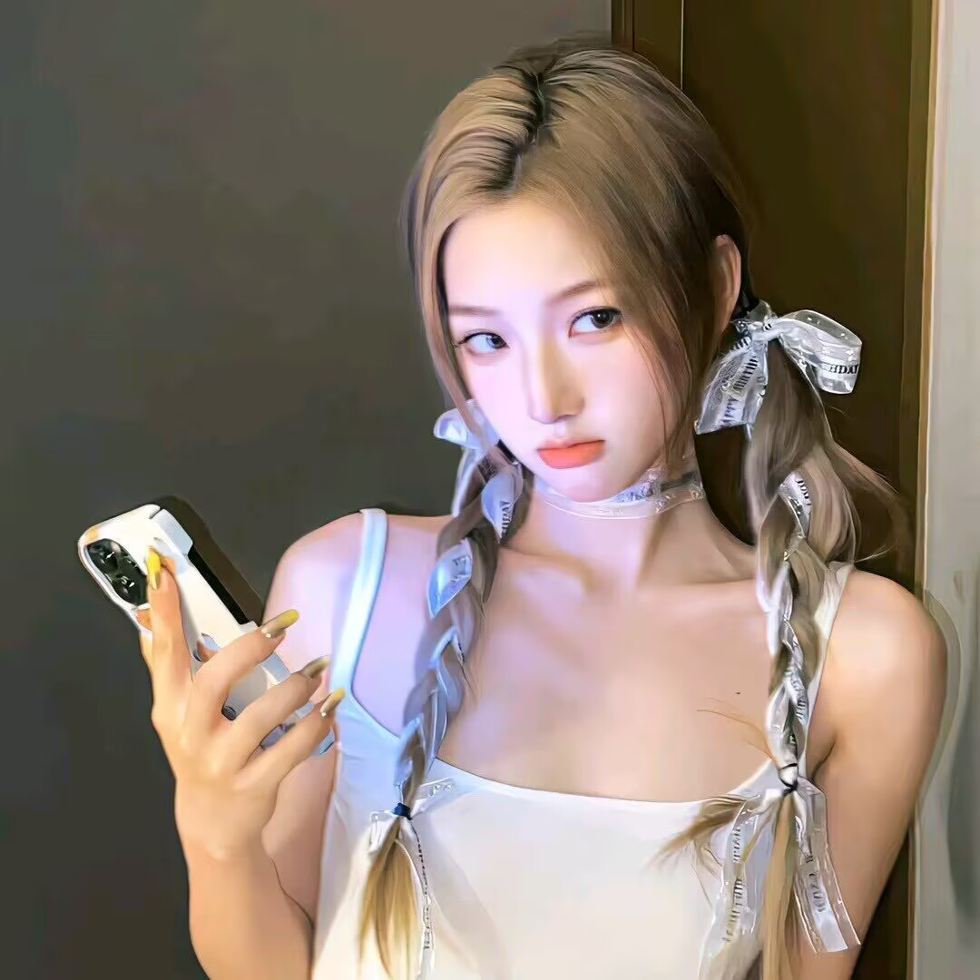 甜美小众女生头像