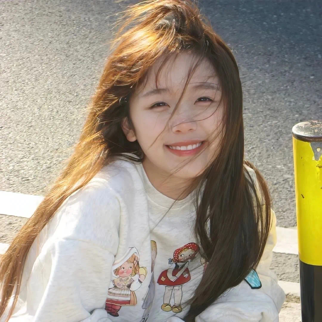 甜妹爱笑女生头像
