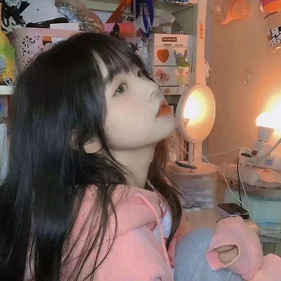 侧脸女生头像