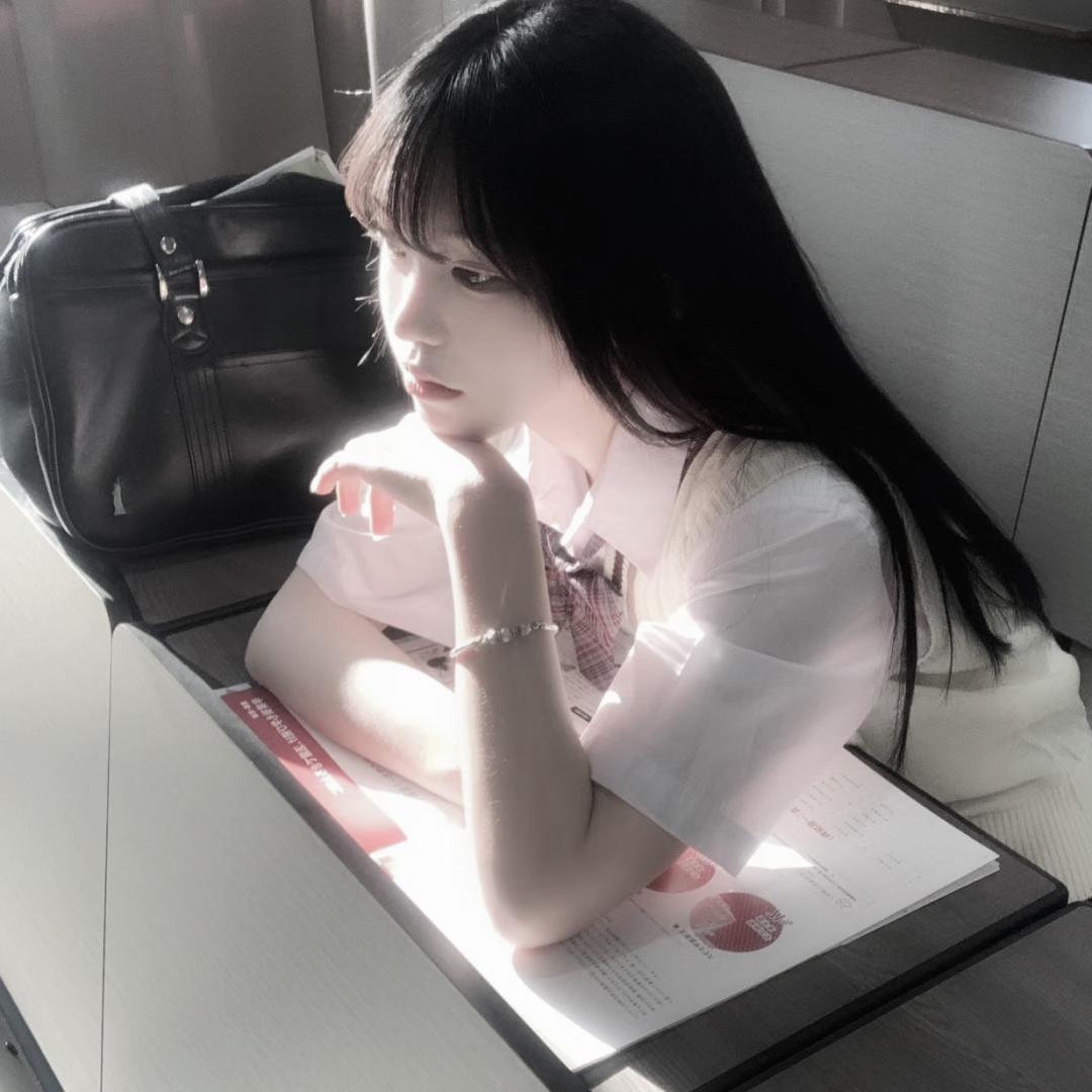 纯欲侧脸女生头像