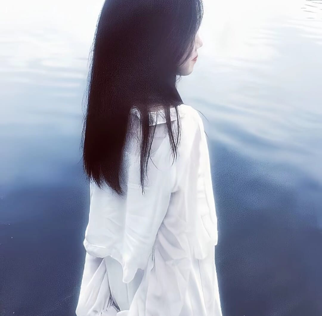 女生 女生头像 女头 氛围感 氛围感头像 氛围感女生头像 氛围感女头 不露脸 不露脸头像