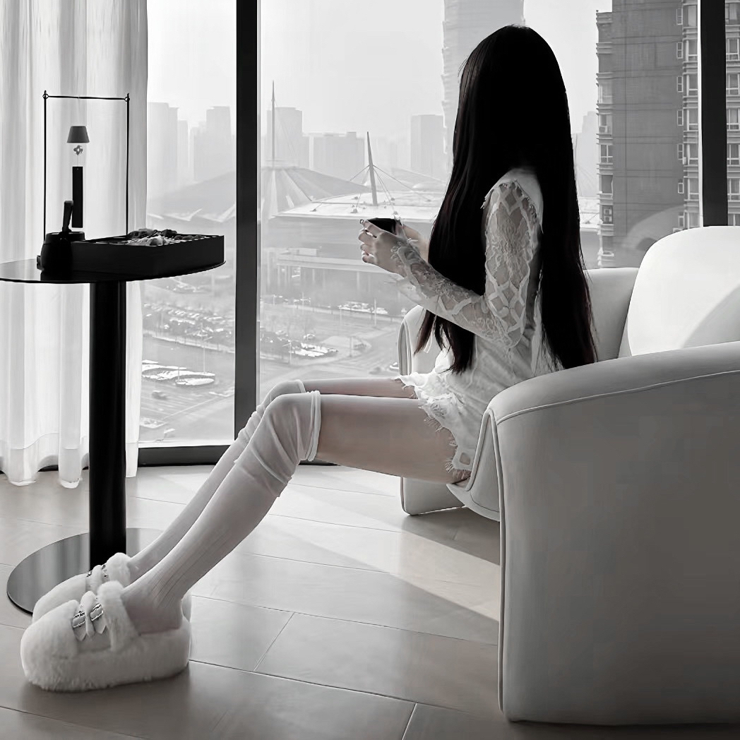温柔不露脸女生头像