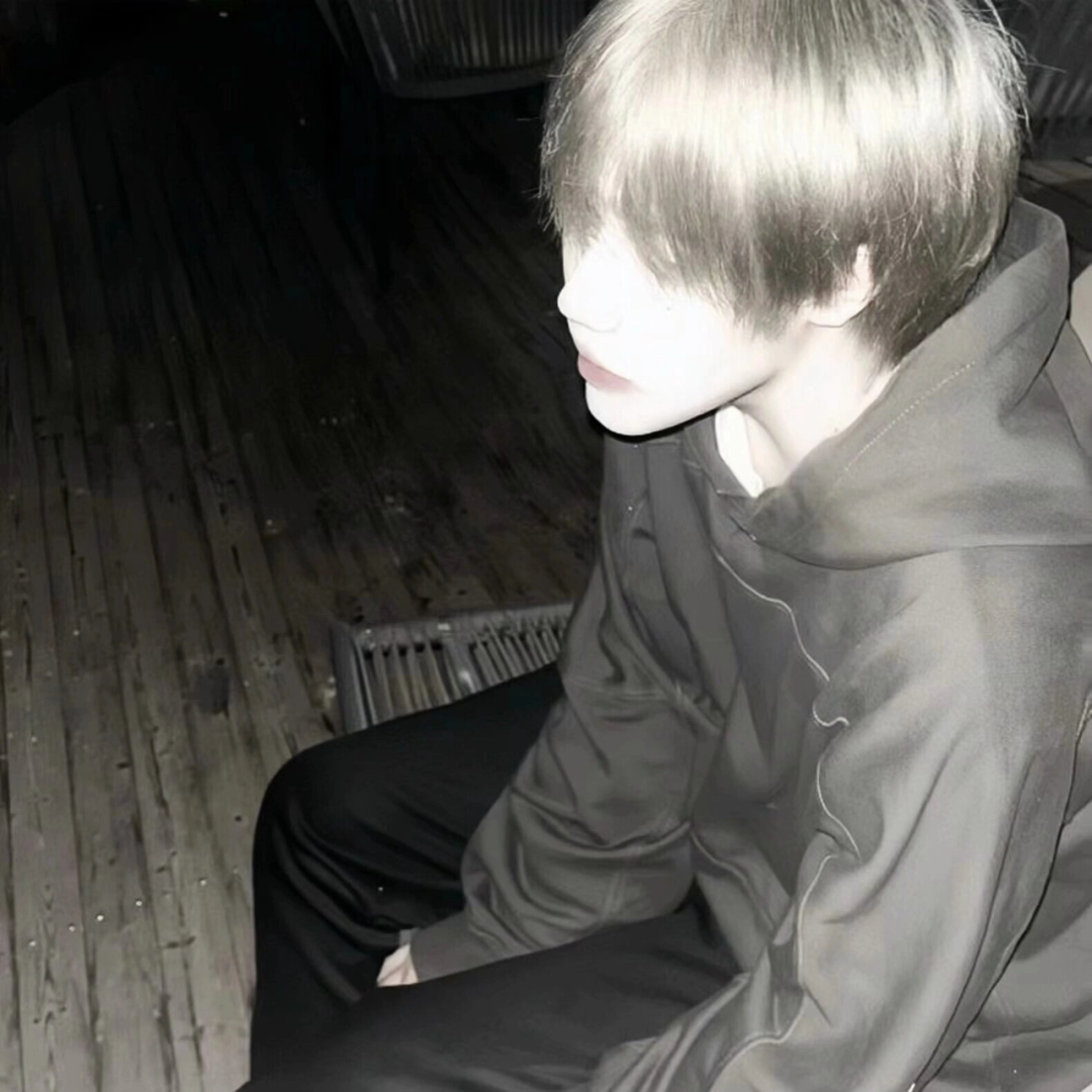 光感痞帅男生头像