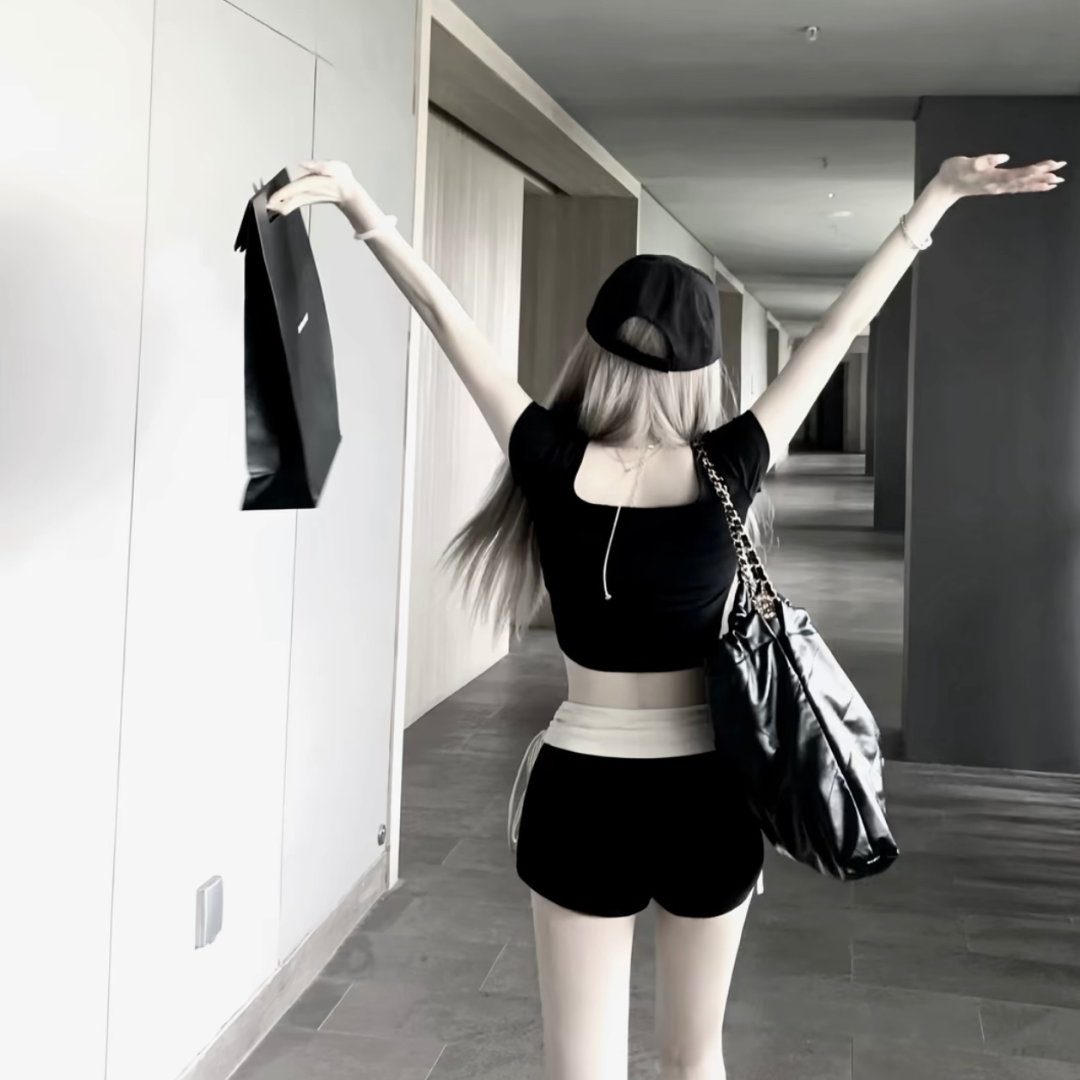 纯欲背影不露脸女生头像