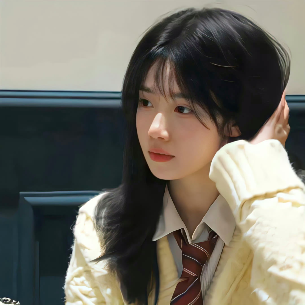 学院风女生头像